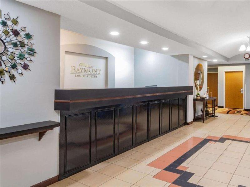 Baymont By Wyndham Hinesville Fort Stewart Area Екстер'єр фото