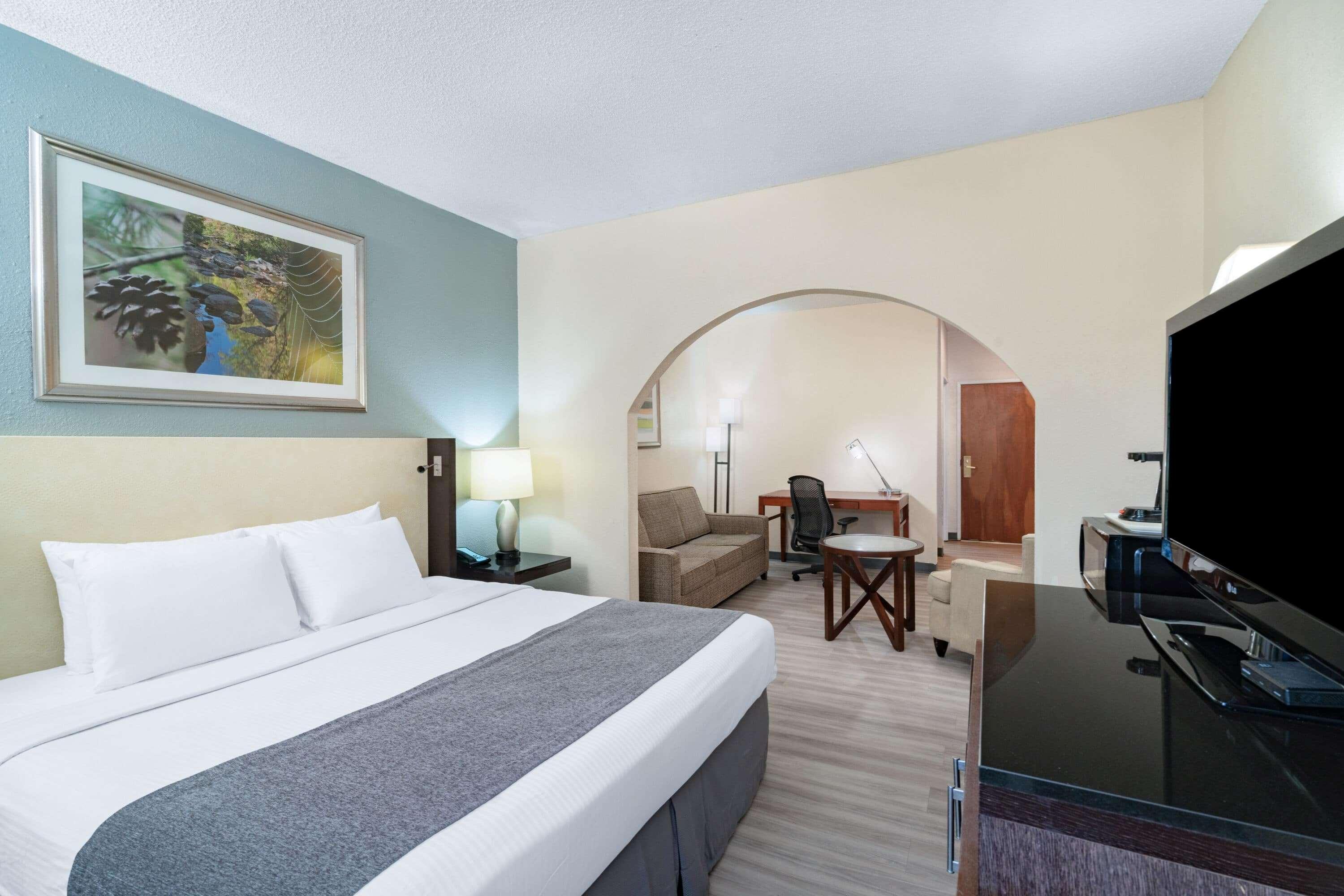 Baymont By Wyndham Hinesville Fort Stewart Area Екстер'єр фото