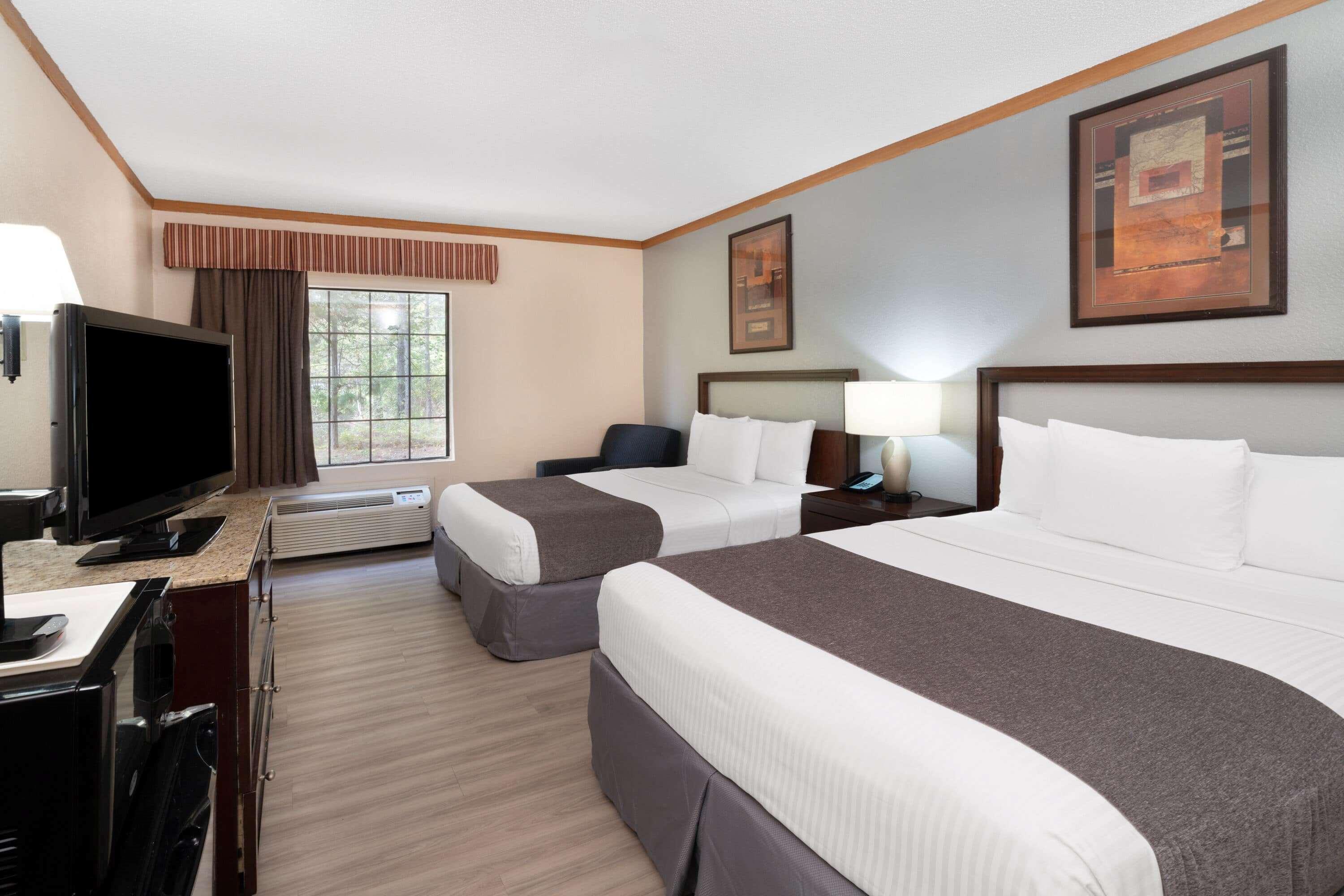 Baymont By Wyndham Hinesville Fort Stewart Area Екстер'єр фото