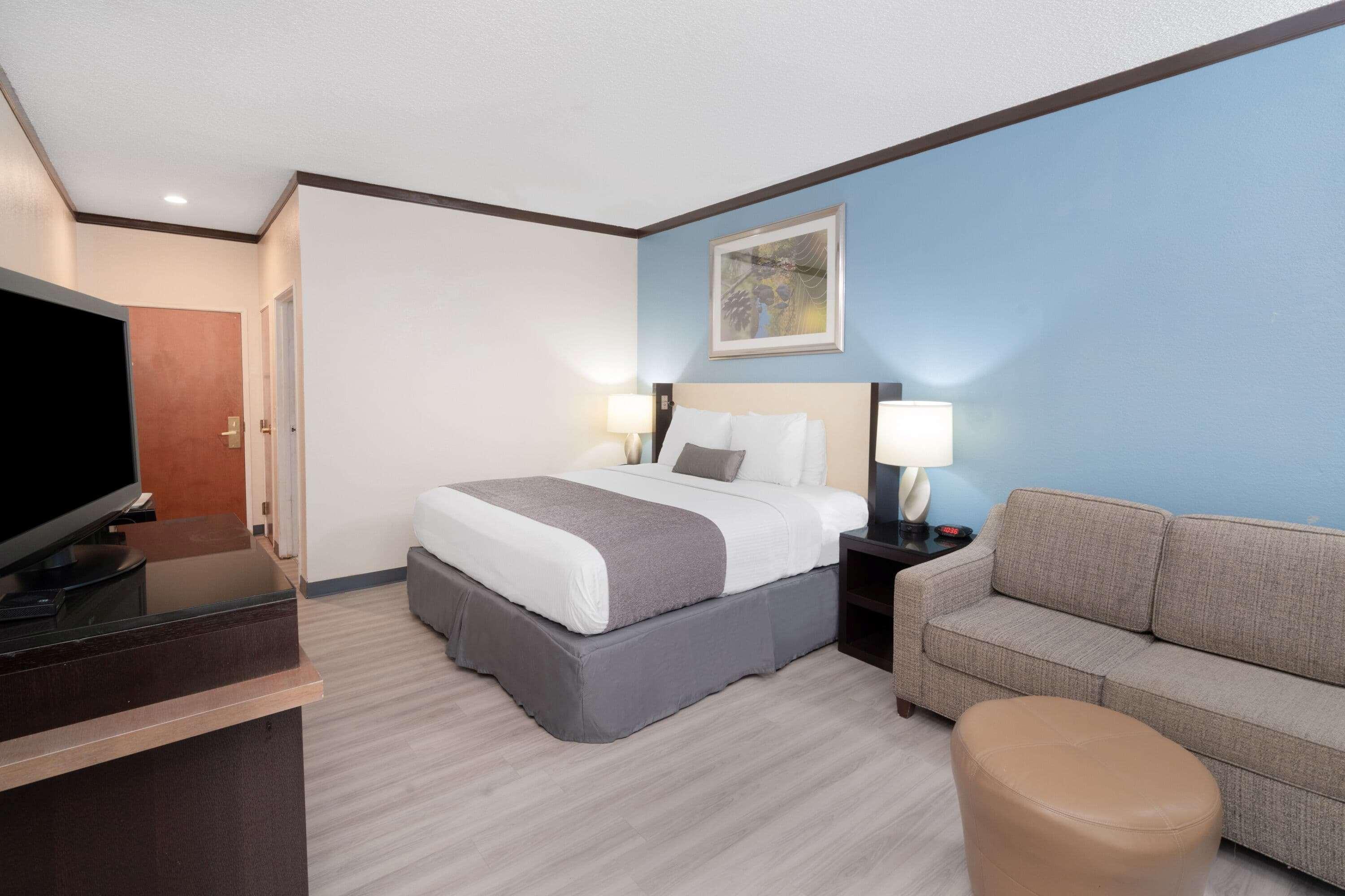 Baymont By Wyndham Hinesville Fort Stewart Area Екстер'єр фото