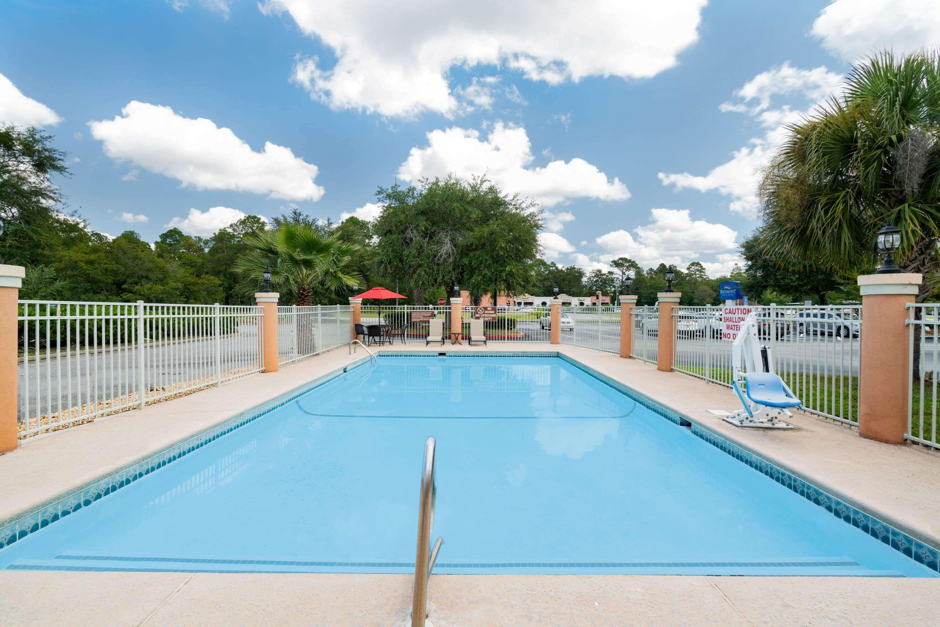 Baymont By Wyndham Hinesville Fort Stewart Area Екстер'єр фото