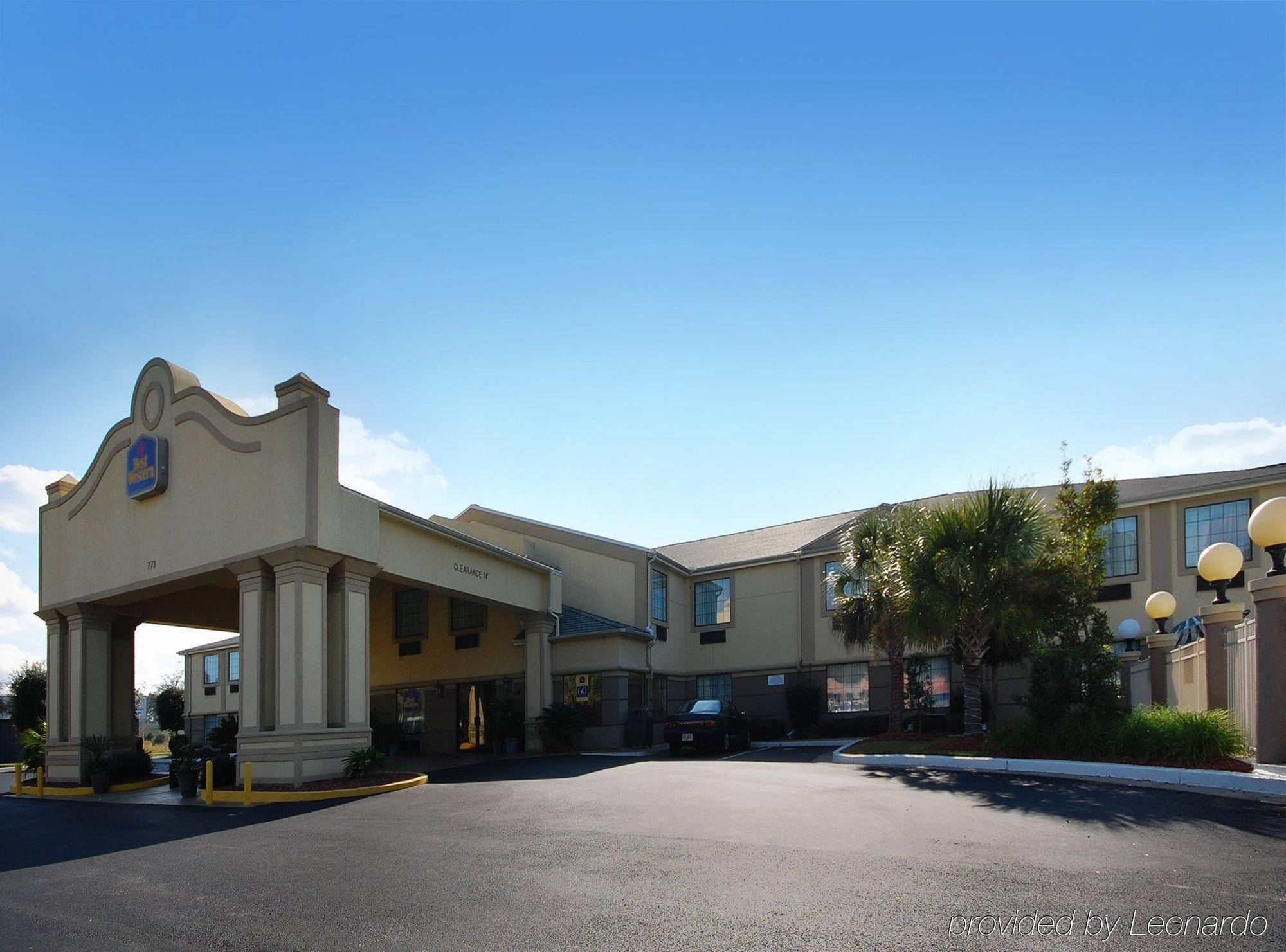 Baymont By Wyndham Hinesville Fort Stewart Area Екстер'єр фото