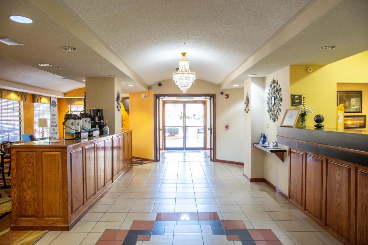 Baymont By Wyndham Hinesville Fort Stewart Area Екстер'єр фото